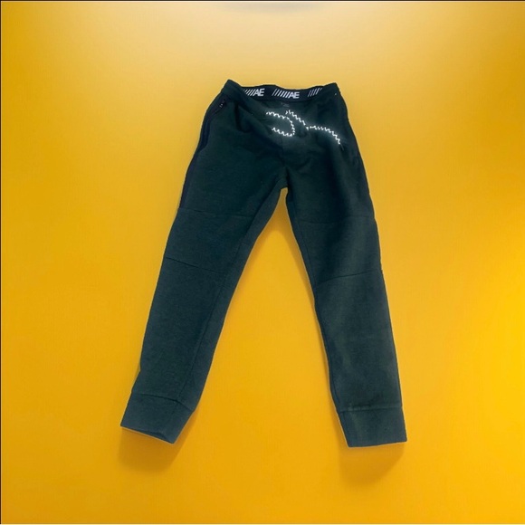 AMERICAN EAGLE  SWEATPANTS ๐ฆ
 - Picture 1 of 4